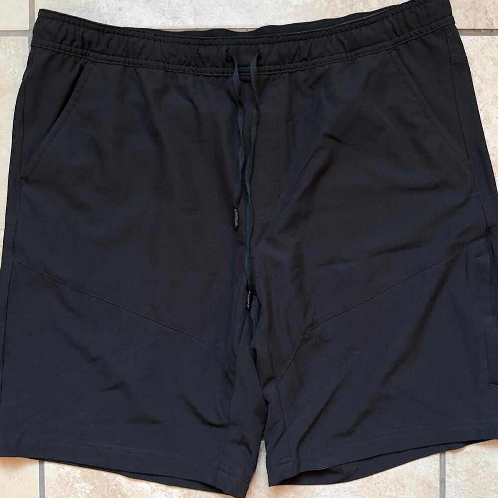 Gerry Black Windbreaker Shorts with 4 Pockets - Size L